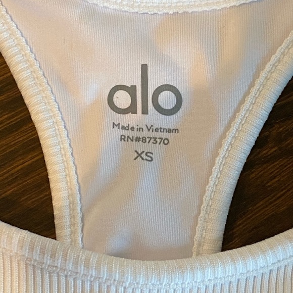 Alo Yoga Gaze Layered Bra - Picture 5 of 6